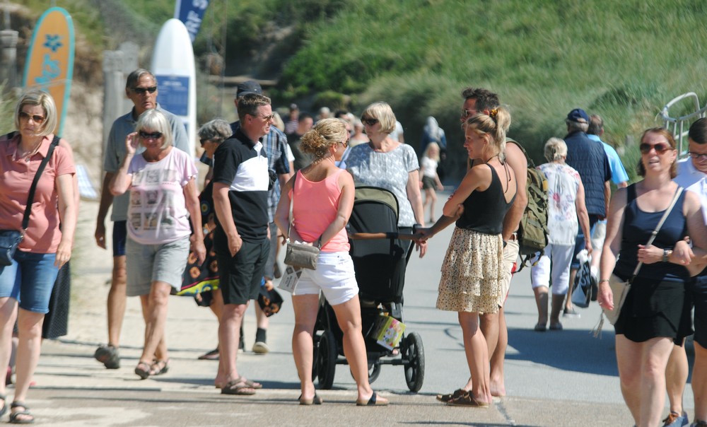 sommer søndag 8 avis